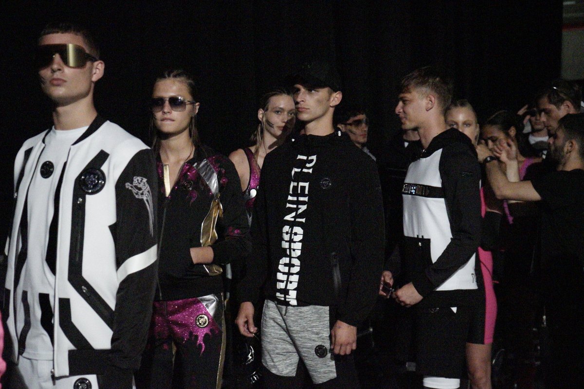 caleomag's tweet photo. Check out our latest #Backstage Story from @philipp_plein #PLEINSPORT #SS18 #MFW https://t.co/jKZPtSX7Il https://t.co/bHeoMXbBER
