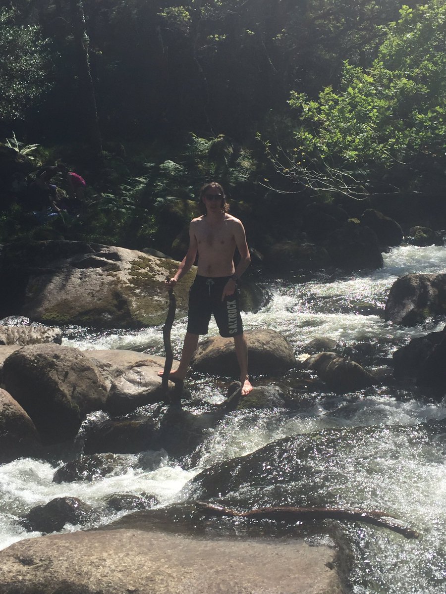 flookster1's tweet photo. Not a bad way to spend your Sunday here in Devon . ❤️#dartmooradventure #SharrahPool #WorthTheTrek https://t.co/uupZetUduI
