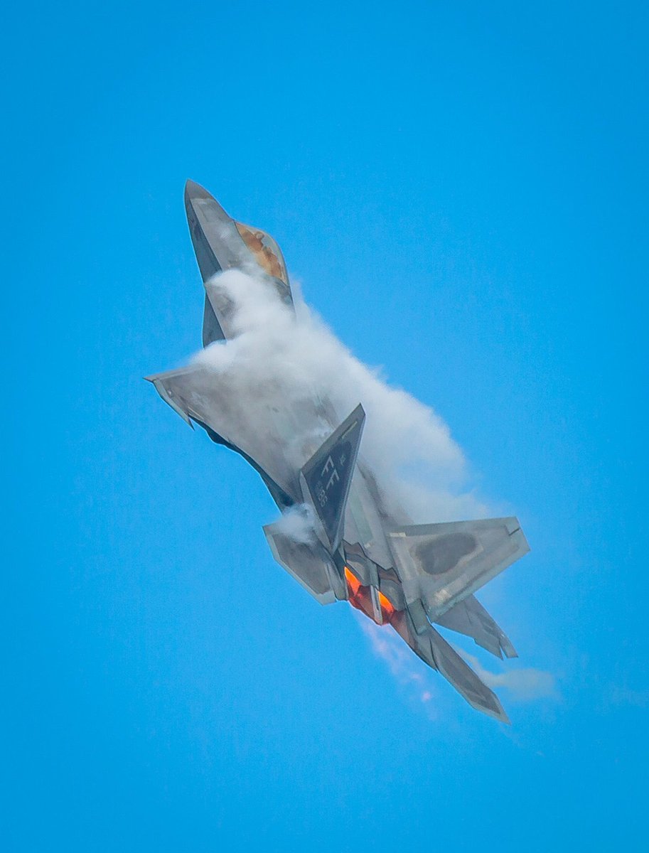 PhilRocPhoto's tweet photo. F-22 Raptor
Ocean City Airshow 6/17/17
@OCFun @OceanCity @oceancitymdnews @OCAirShow 
@UnitedStatesMil #ocairshow #oceancitymd #f22raptor https://t.co/GhPQ1REBmY