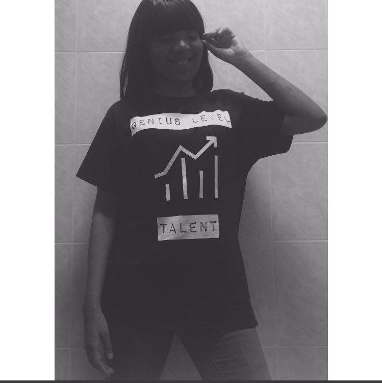 TheMogulGirl's tweet image. When you already have @sprint and @tidal &amp;amp; @S_C_ is dropping his  #444 album on 6/30/2017🙌🏽 #JayZ #GeniusLevelTalent #TidalXSprint