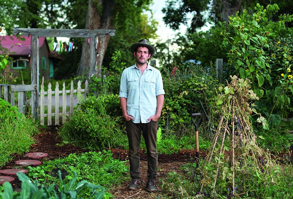 Meet the Modern Farmer: <a href="/GregoryAIsakov/">Gregory Alan Isakov</a> bit.ly/2rMYeEf