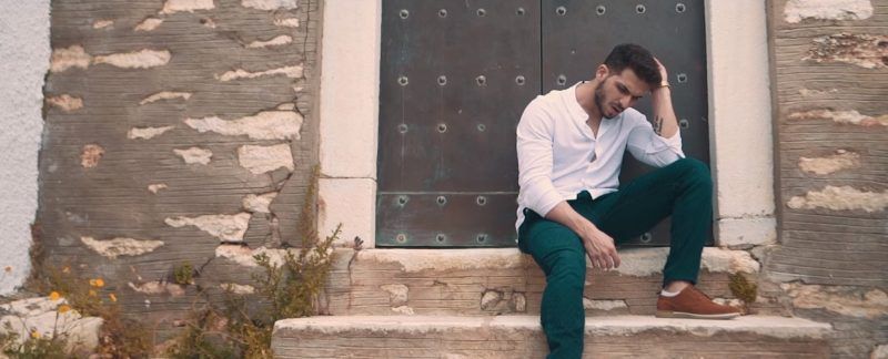 GetGreekMusic's tweet photo. Αμέτρητες φορές | Νέο βίντεο κλιπ για τον Στέλιο Λεγάκη #SteliosLegakis #PanikRecords  #NewSingle #NewVideoClip https://t.co/FvhIFFgpqI https://t.co/zoxMgHidw3