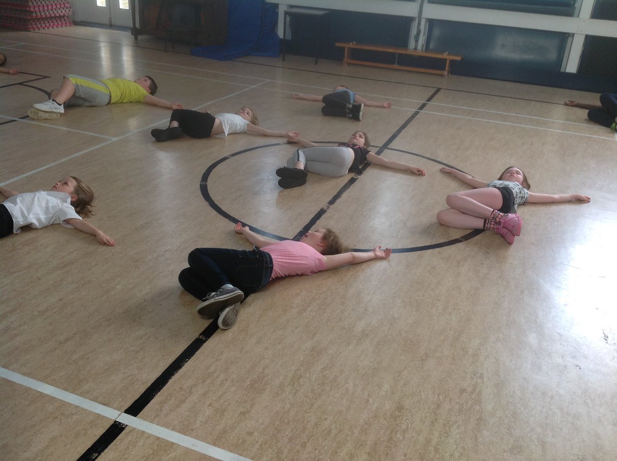 MissSCanalView's tweet photo. Using some yoga moves for our cool down after P.E. today. #healthandwellbeing #namaste https://t.co/AUUmuYWpwU