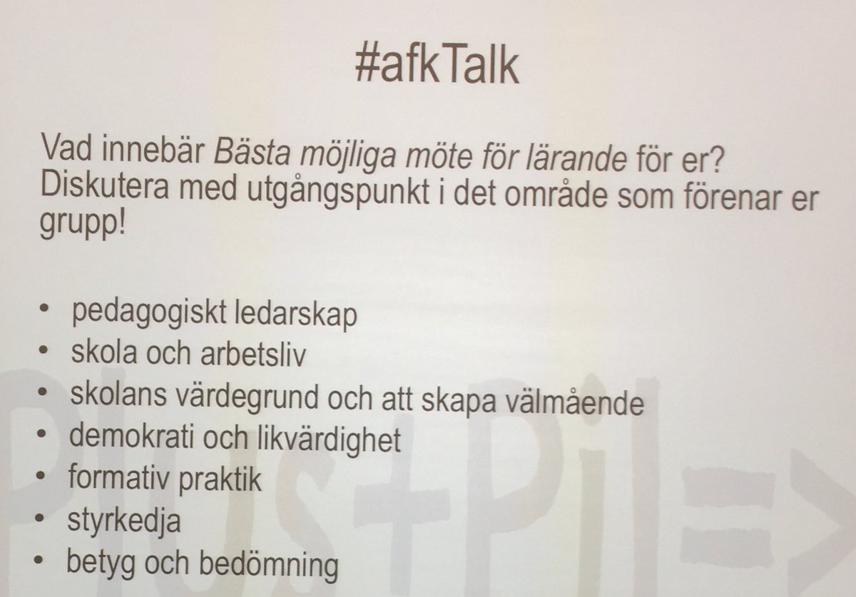 azajarlsdotter's tweet photo. Delegerat ledarskap! #afkVarberg17 #afkTalk @lenagothe #Skolsmedjan https://t.co/jD6SYzTxOu