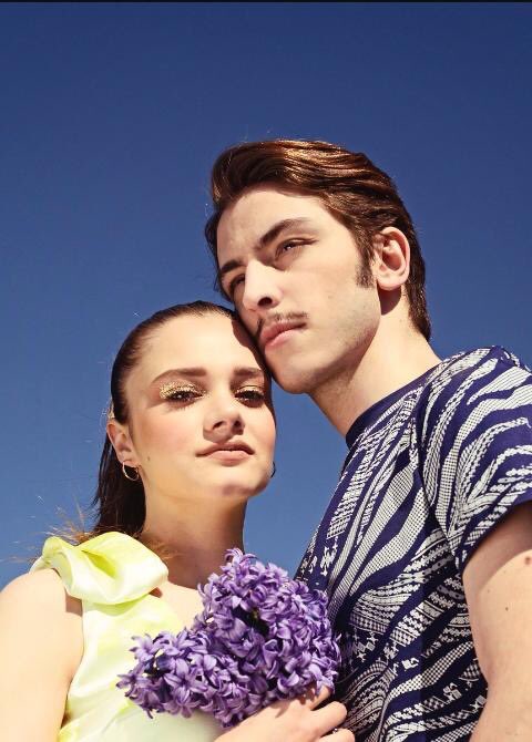 TelevizyonGaze's tweet photo. #selfie 'ni seç 🎩🖤 

#hileon Fav

#zeymir RT

Takip etmeyenlerin oyu geçersiz olup incelenecektir @official_byztv 🎩 https://t.co/XSOgrEDWrl