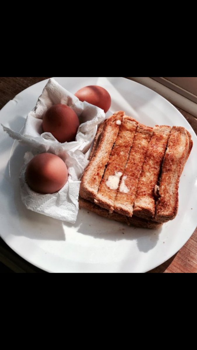RateMyToast_'s tweet photo. classic egg and soldiers. You've got to crack them eggs for us, but your toast looks great that buttering is lovely! 7/10 @Georgiemckinnon https://t.co/r69jWUALXQ
