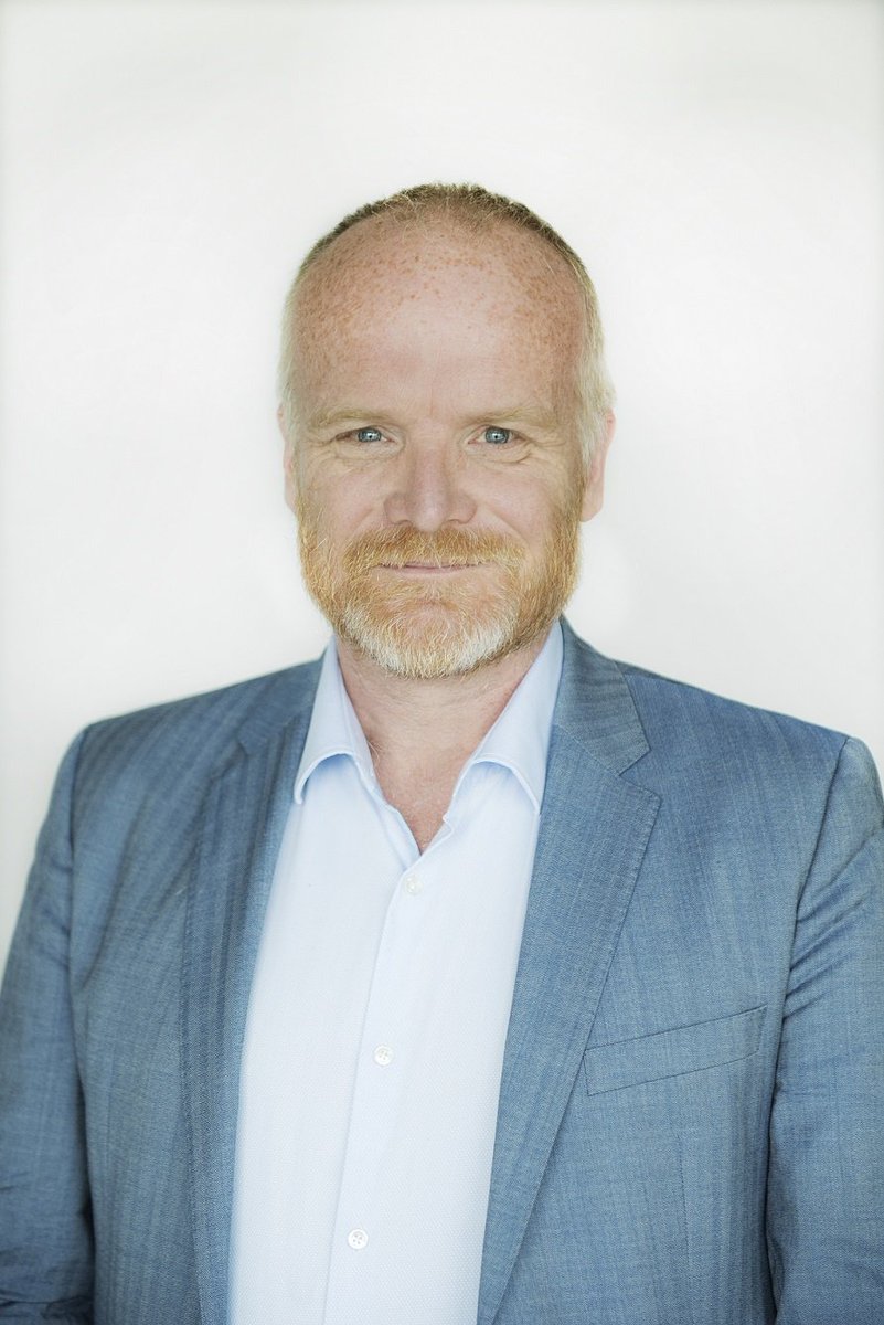 Mooi nieuws: Marc van Oostendorp is vanaf 1 september hoogleraar bij onze afdeling <a href="/RUNederlands/">Radboud Nederlands</a> en @IntoLanguages! tinyurl.com/y75p9oeb