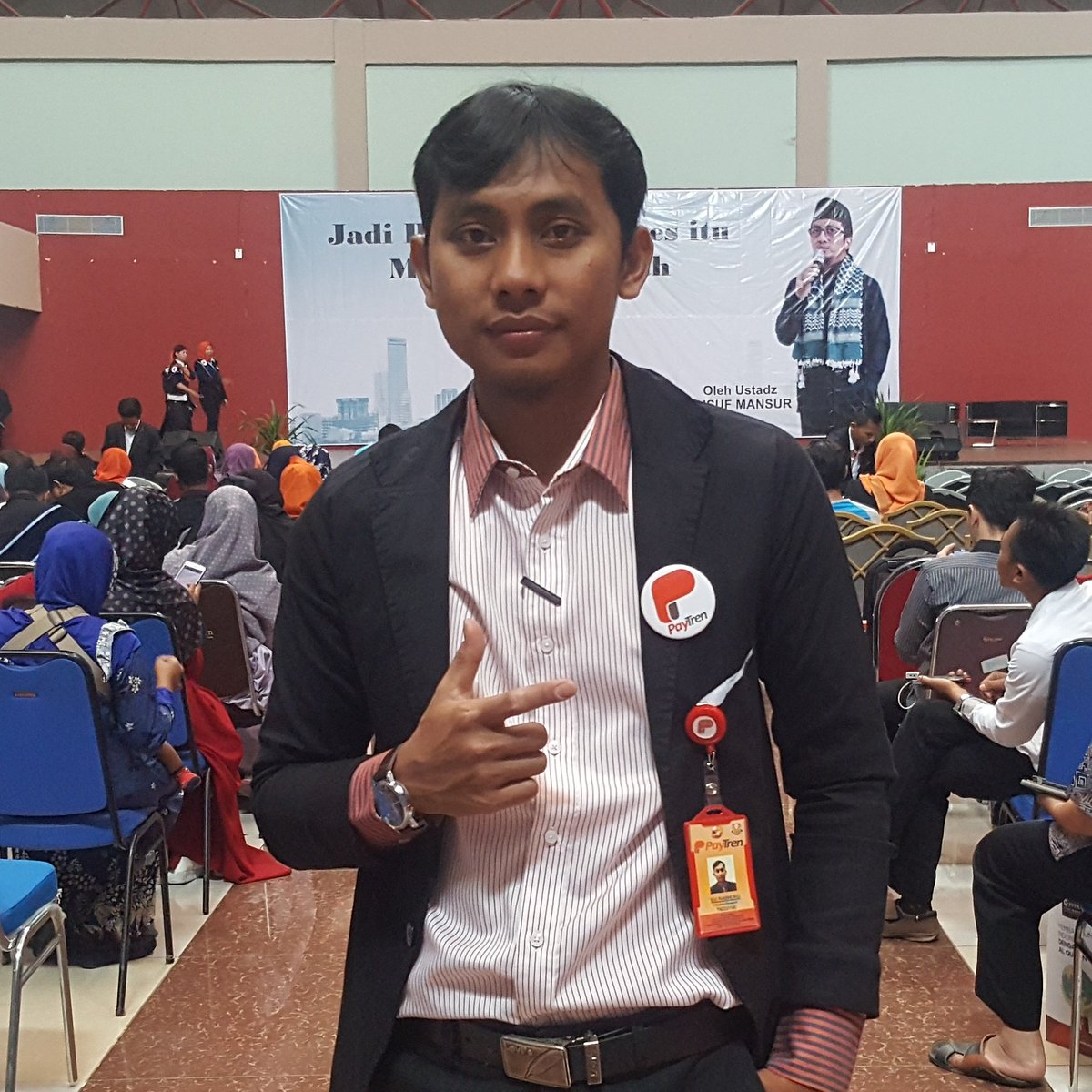 evi_riaz's tweet photo. #FotoProfilBaru https://t.co/PyALNOBoUh