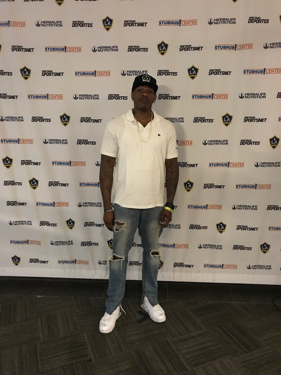 EddieRomanMedia's tweet image. Great time with client Rashad McCants at the @LAGalaxy @MLS @ussoccer @MarkHaddon7 @HaddonPRMedia @HaddonPR  #big3 #trilogy @Moneyclothing