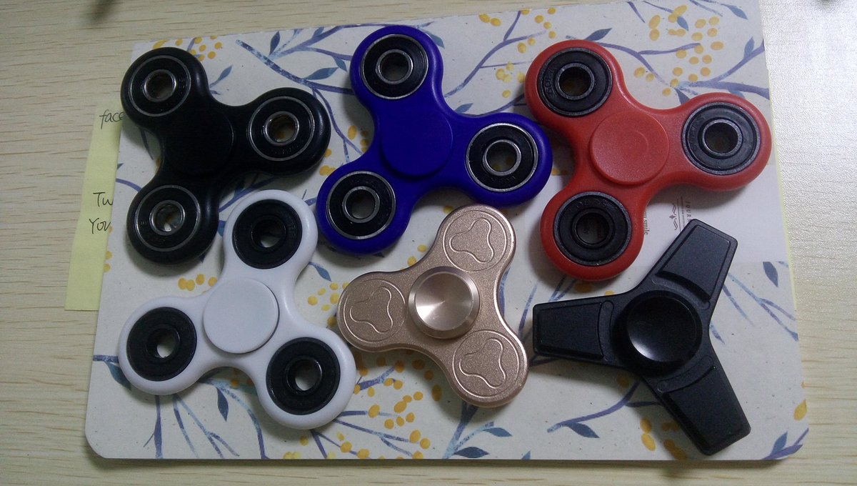 Yipa_toy's tweet photo. #bestdeal #amazon @Yipa_toy Spinner Fidget 🙌White
🙌$5.99 NOW (vs $8.99 regular price)Will be ended until next Sunday
https://t.co/kCLx6WbGFK https://t.co/139HhdTPxv