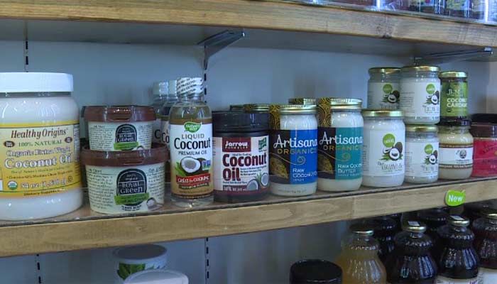 WLBT's tweet photo. Study: Coconut oil great for your skin, not so great for your health https://t.co/XlWkCsaqjd https://t.co/iXFc9IWxqt