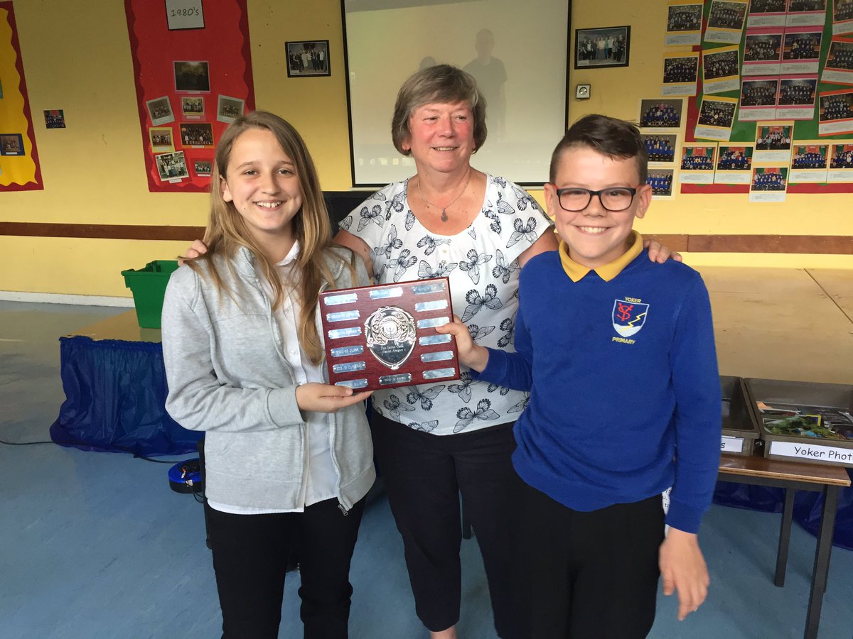 YokerPrimary's tweet photo. Congratulations Islay! House champions 2016-2017. What a wonderful group of children. Enjoy your treat. #hardworkpaysoff https://t.co/nfpFxUMorU