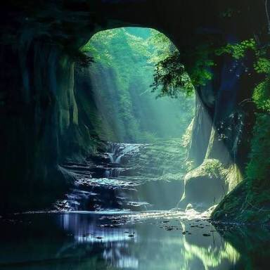 _______nm____'s tweet photo. @saguwa_com @YouTube サグワ〜！是非今度私の地元に来てほしいよ💘！千葉県君津市なんだけど9月の下旬が見所で光の反射で形が変わってハートとかが朝方見れるんだよ！めちゃめちゃ綺麗なんす(´･_･`)人でいっぱいなんだけどこんな写真ほどではないけど…笑でもハートに見えるの！濃溝の滝ってとこ😽いつかきてね！ https://t.co/nZ9Rr3yPWC