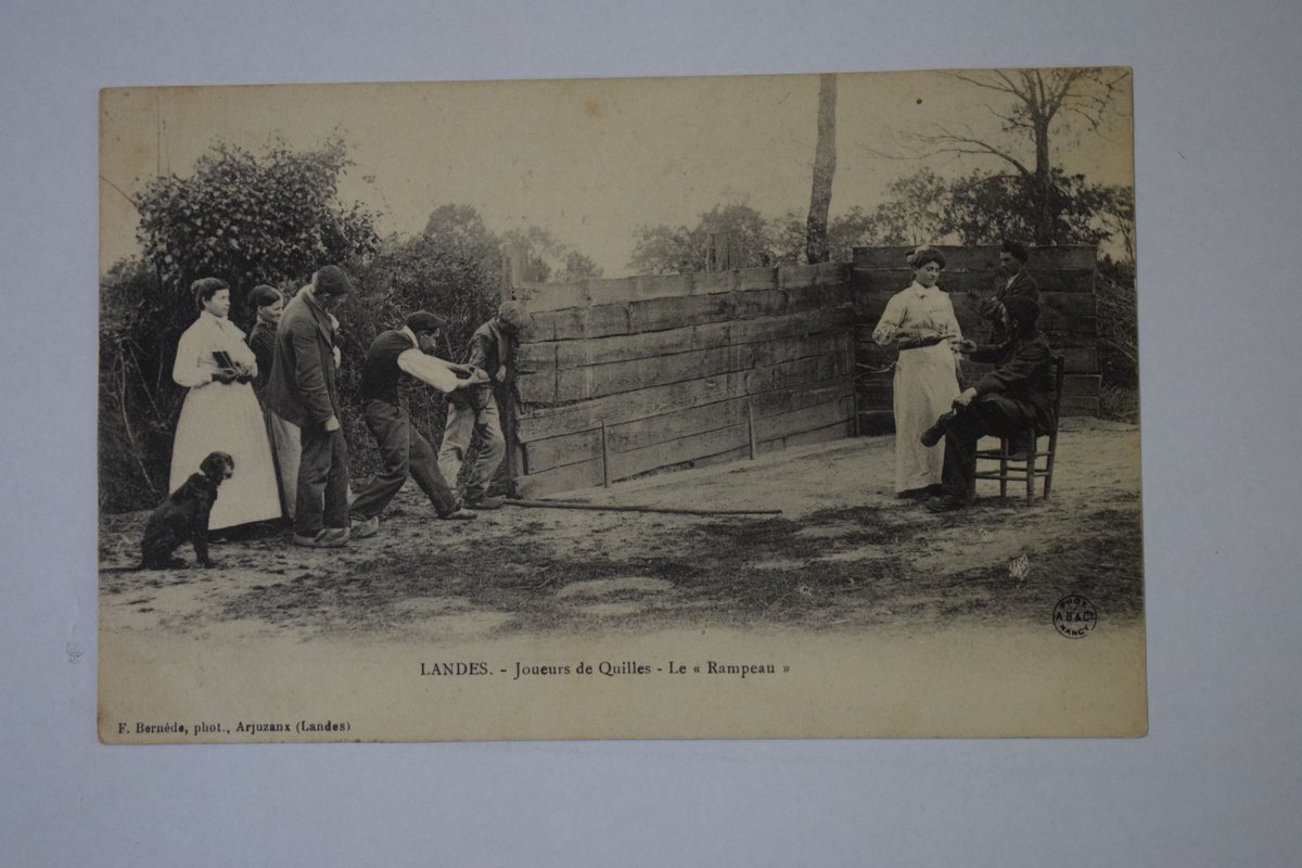 EcomuseMarqueze's tweet photo. En Grande Lande, on se retrouve entre amis et l'on joue au rampeau ! #MuseeSo #MuseumWeek #sportsMW https://t.co/lFVlyZdOJd