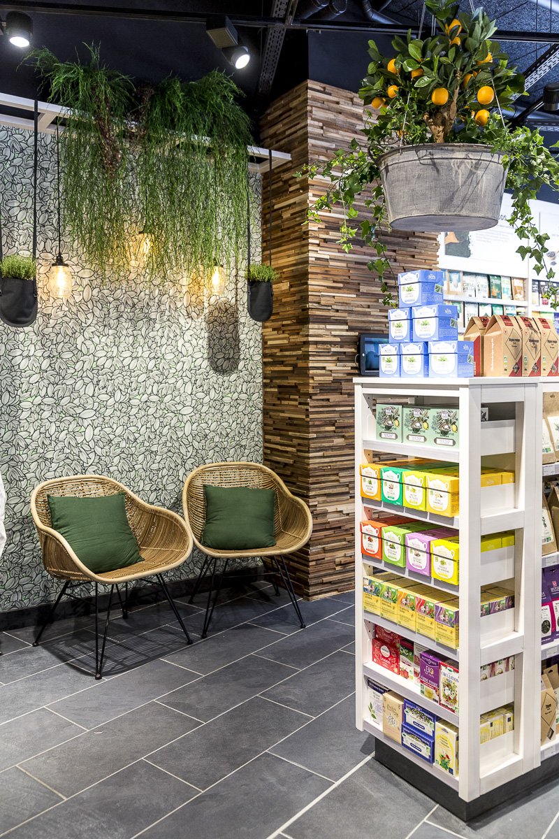 Agence_Insign's tweet photo. Ouverture de la 1e #boutique physique de @onatera_com #design et conception pour une #experienceclient #branding https://t.co/W65ckaKRvG https://t.co/5inUw8PCjS