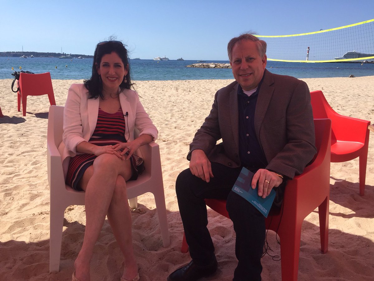 tarawlevy's tweet image. @mrappin @The_ARF Thx for the chat @Oracle beach on YouTube, Data, &amp;amp; six second ads. Look fwd to your leaning in w/ Creatives! #Cannes2017