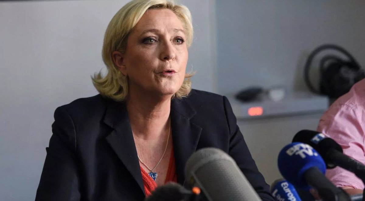 Papabis's tweet photo. "J'ai eu 2 au bac de philo, mais ça vaut 20 !"
Anne Lalanne
#legislatives2017 #FN #Lalanne = #LePen #bacphilo2017 https://t.co/mqVU80RZj0
