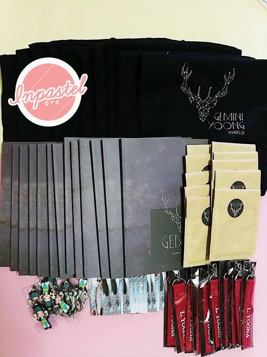 Aom_bf's tweet image. Exhibition goods เหม่งยุนมาแล้วค่า 💕All exhibition goods arrived safely , thank you @YAASIAFU masternim 🦌 #inpastel_pre