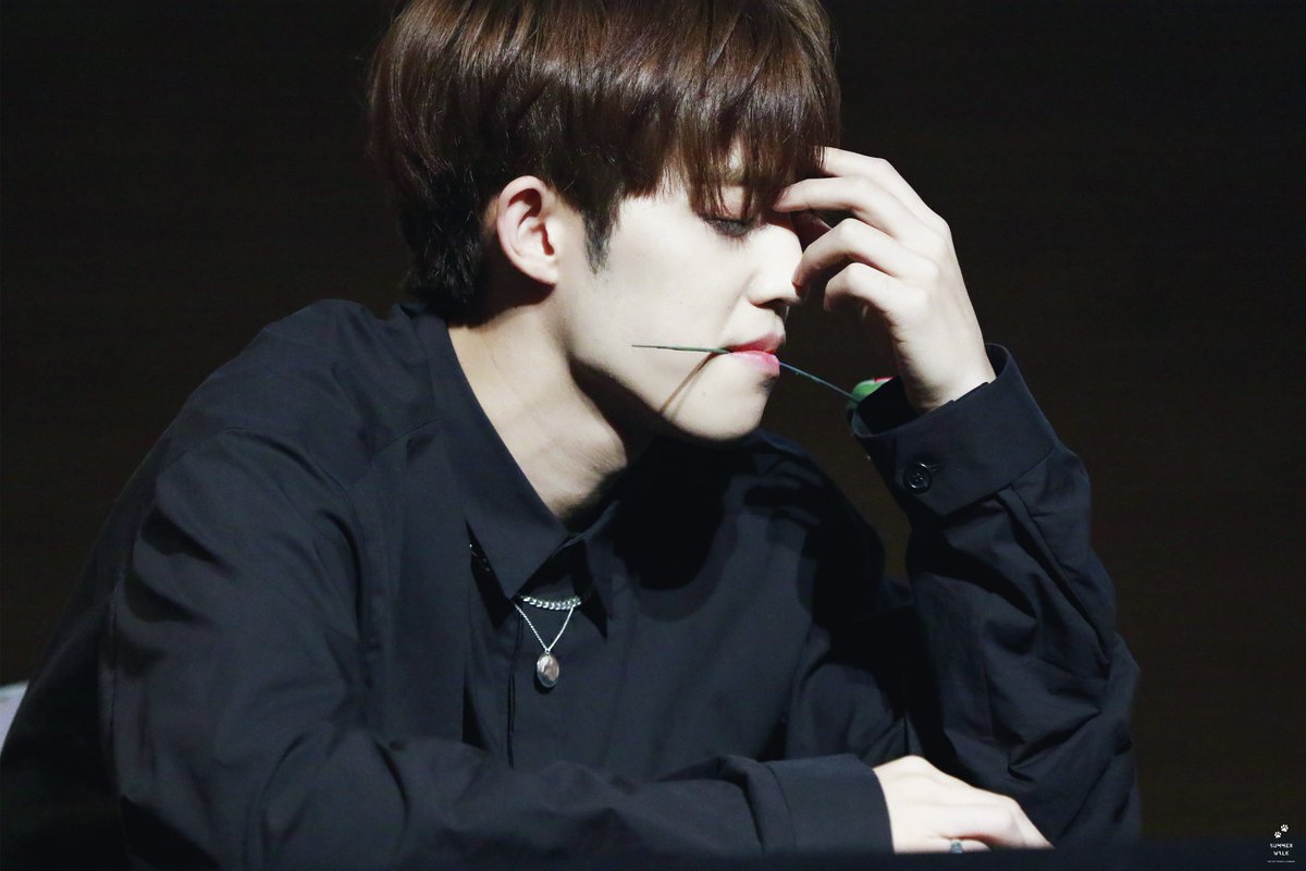 cheolarchive's tweet photo. 170617 Dongsoul fansign
cr. SummerWalk_9596
#SEVENTEEN #세븐틴 #SCOUPS #에스쿱스 #SEUNGCHEOL #최승철 https://t.co/sNdekwOpDv