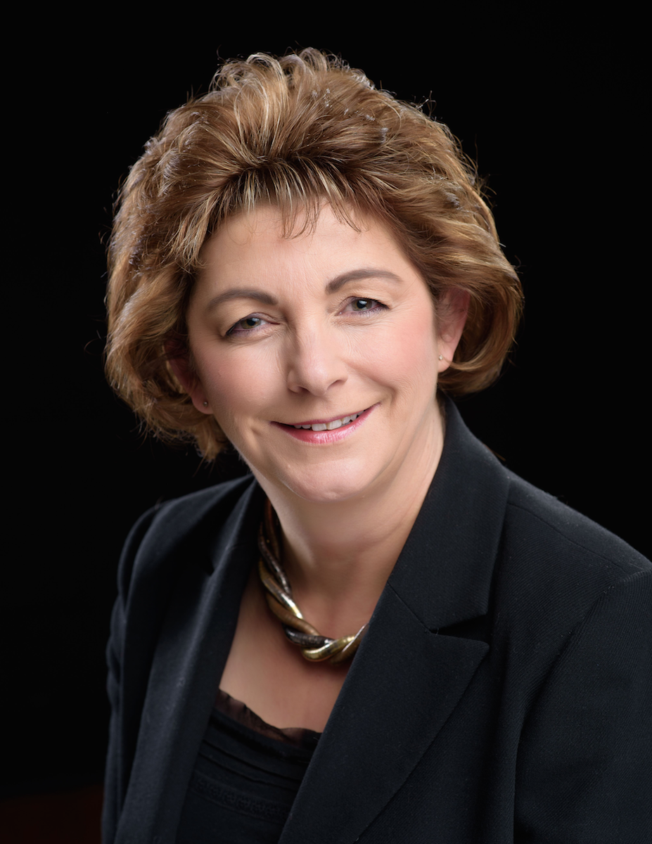 aestheticsgroup's tweet photo. Could you impress 2017 judge and #Aesthetics industry expert @LornaBowes at the #AestheticsAwards?
ENTER NOW!
https://t.co/n1SzyViHgz https://t.co/r7fg2tI9Rw