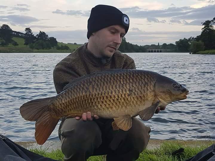 AdvAngSol's tweet photo. Michael Challis with a few from his syndicate #choddy #hooks &amp; link doing the business https://t.co/YbnpO2ajSC