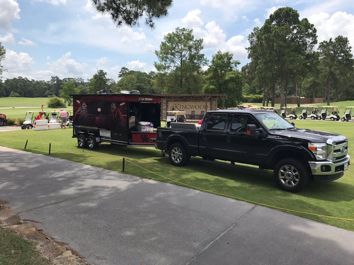 PSmoke_BBQ's tweet photo. All set up for the Golf Tourney! @UHCougarFB @CoachApplewhite @BDJohnson3 @CoachMDOnofrio @aj_blum @KenithPope @jamescasey85 @ThisNelly https://t.co/IXjG5lUCeB