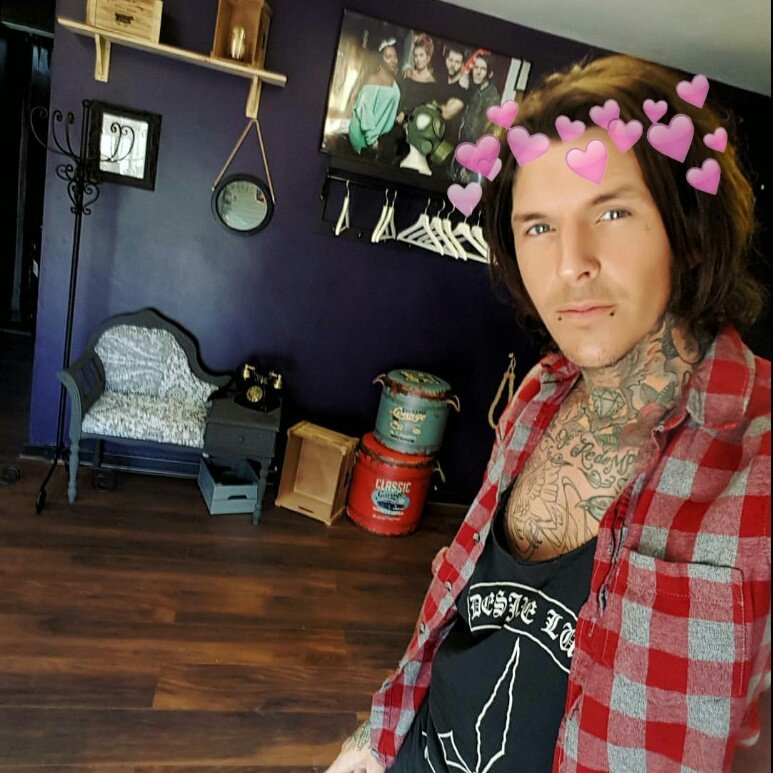 httpsketch's tweet image. I am sorry for being the most in active @sketchreppinink support account in the world. I keep forgetting I have this Xx