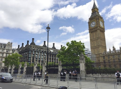 NewDelhiTimes's tweet photo. UK to double length of next Parliament to deal with Brexit https://t.co/b2iKSmkqA5 https://t.co/uD44tlhpNv