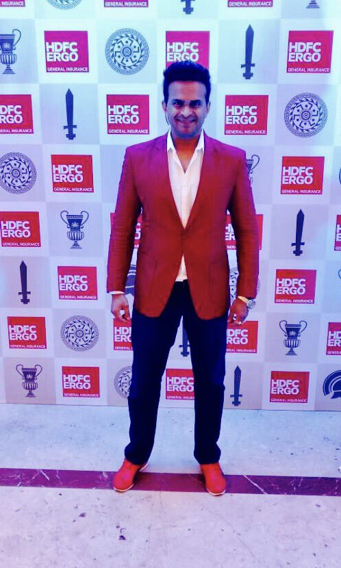 sidkannan's tweet photo. Hosted @HDFCERGOGIC #TurntheTable award show wearing a classy Red Jacket by ace designer #RituDeora for her brand #TheStyleLoft #fashion https://t.co/N8xS6cMXcX
