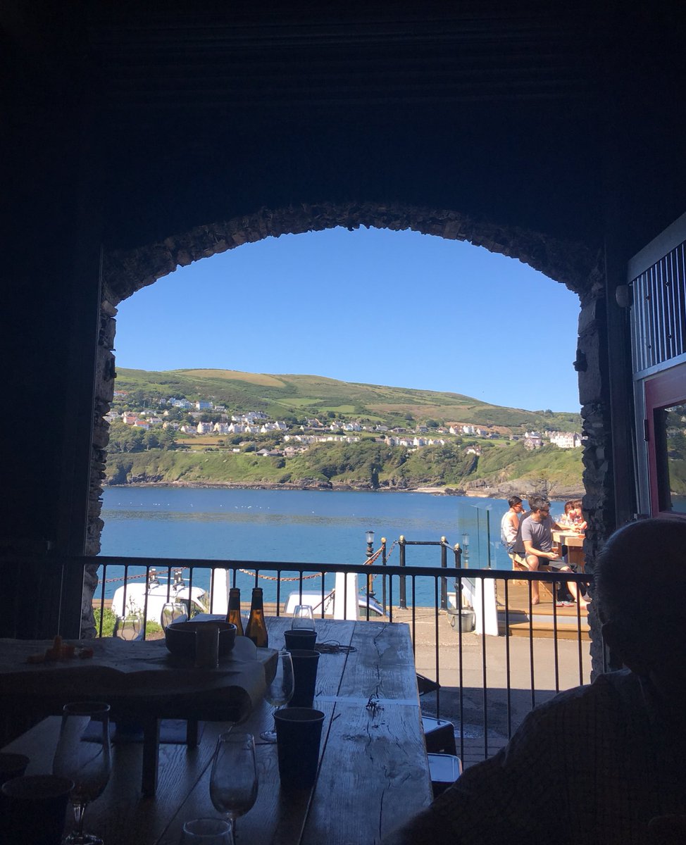 On Sunday we were lucky enough to visit @foragingvintners for #beer and #cheese hosted by one the #isleofman best exports <a href="/cavedirectjuan/">Juan H Christian</a>