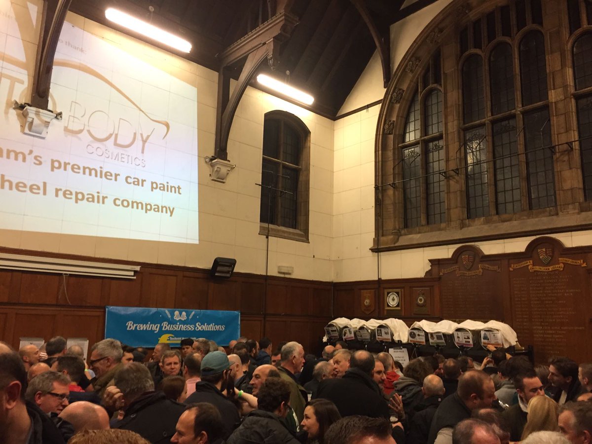 3pm Thank you - goes to 
#CaterhamMummers - see them <a href="/CaterhamFest/">Caterham Festival</a> 

<a href="/CaterhamBeerFes/">CaterhamBeerFestival</a> tival @BrightBrewer keg sponsor