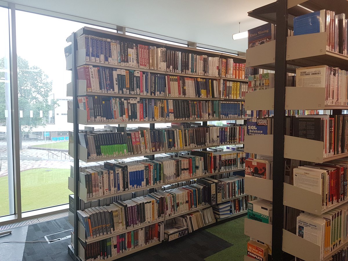 TheLibraryUoS's tweet photo. You can find books 000-320 in our Chapman pop-up library #libraryinthepark #librarydevelopmentproject https://t.co/47IpV4OoXy