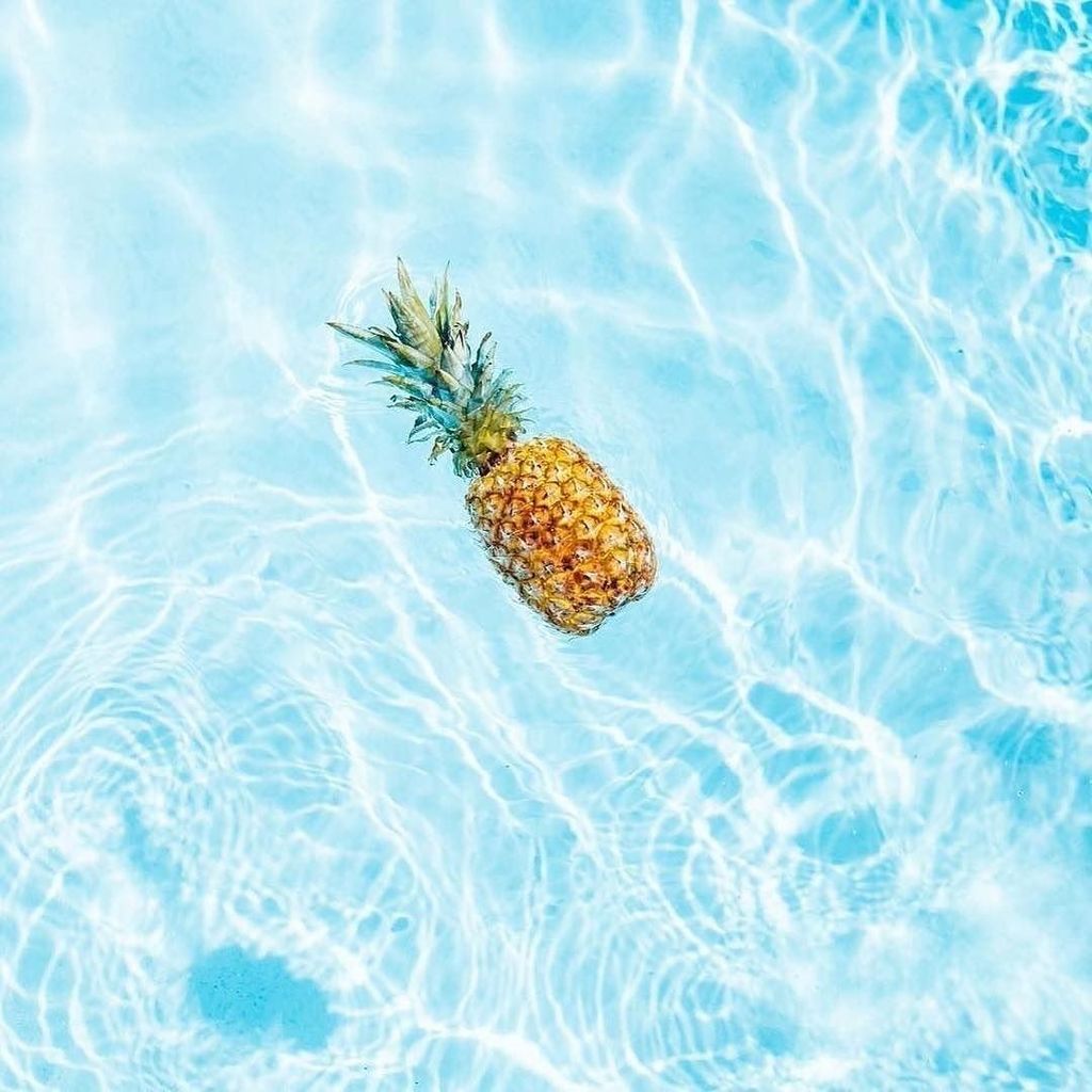 BeautifEye's tweet photo. "Be like a pineapple; stand tall, wear a crown, be sweet on the inside {but also wear lashes} 😃 #summerlashes #nos… https://t.co/VEfPUeRPPf https://t.co/gZ5L7aw5b7