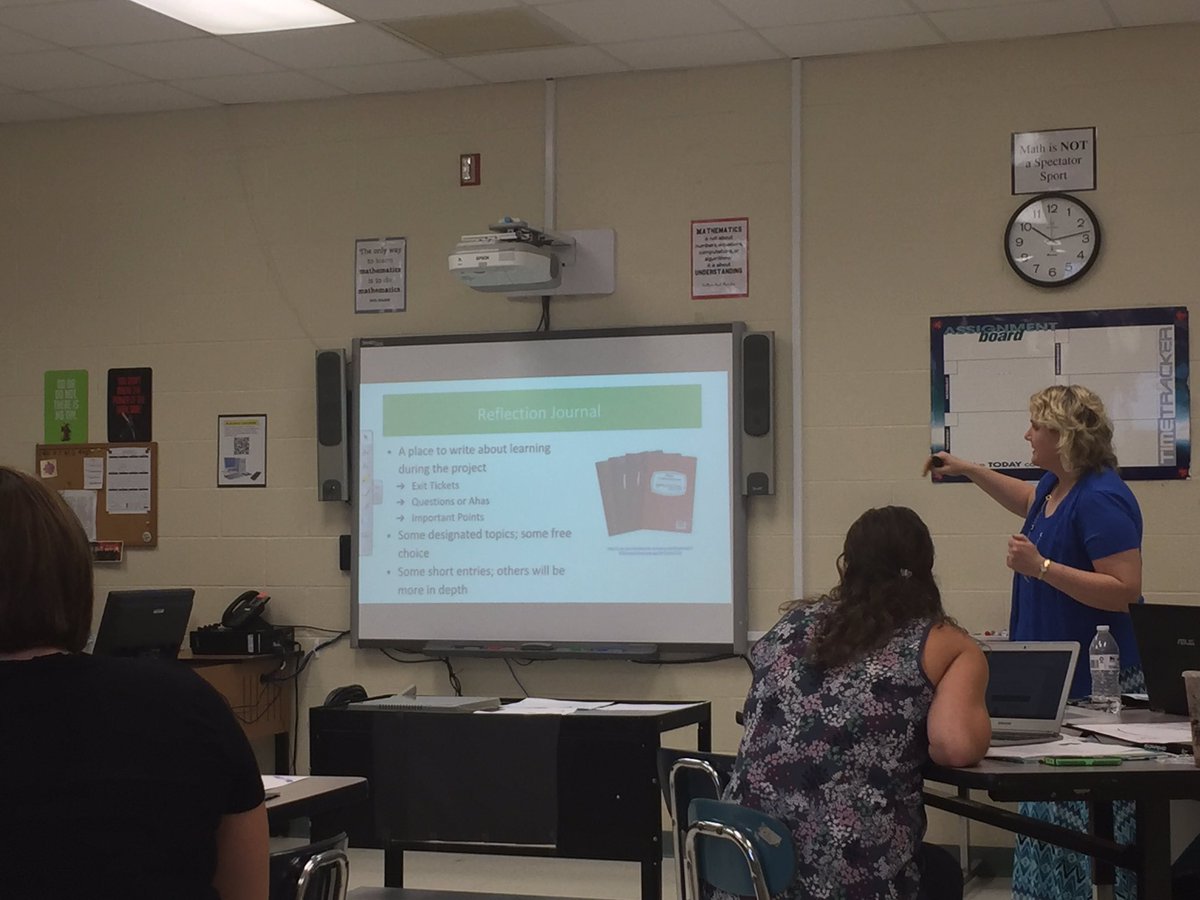 leannedaughtry's tweet photo. Getting the week started with Tools For Teachers! Discussing growth mindsets & cultivating engaging classroom communities. #TFT #JCPSEQuIP https://t.co/kidfZtxmdu