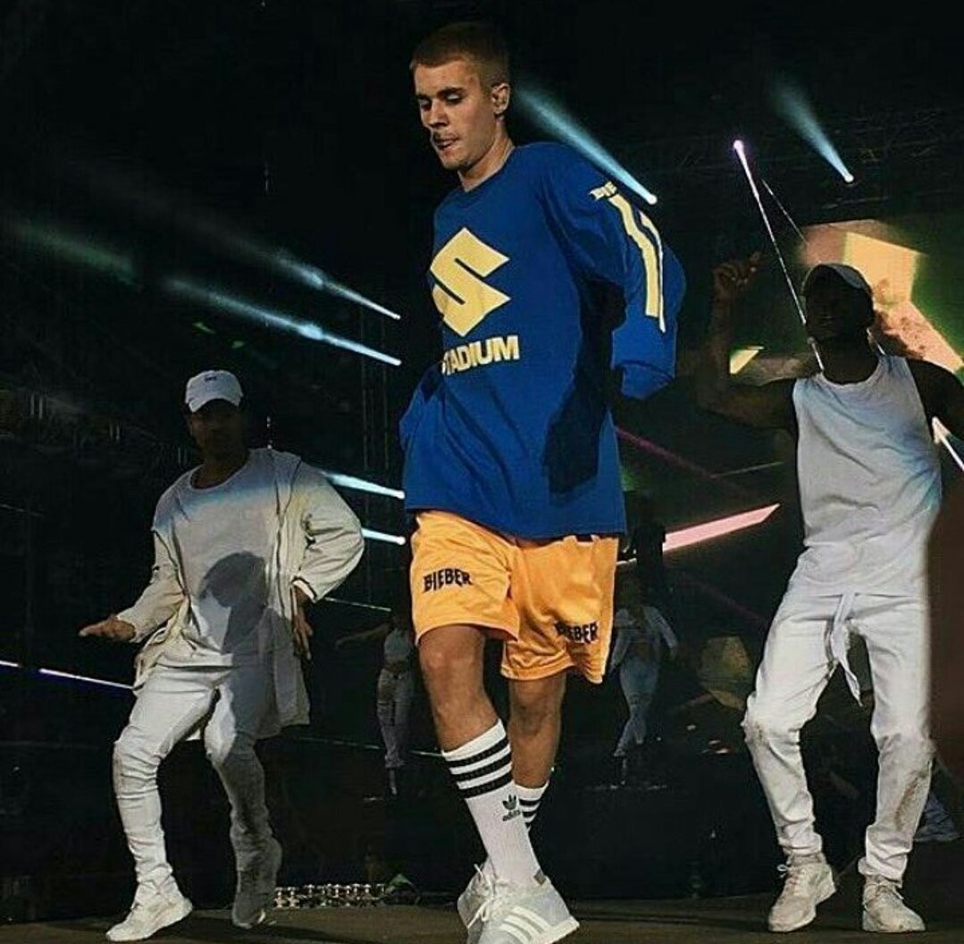 lucic323's tweet photo. #PurposeTourMonza 💥 https://t.co/MTLuLn1MI4