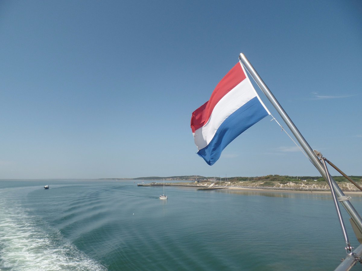 wadloveranja's tweet photo. Opnames #drdeen #Vlieland het was weer geweldig. Tot ziens https://t.co/u1OMrgEfUP