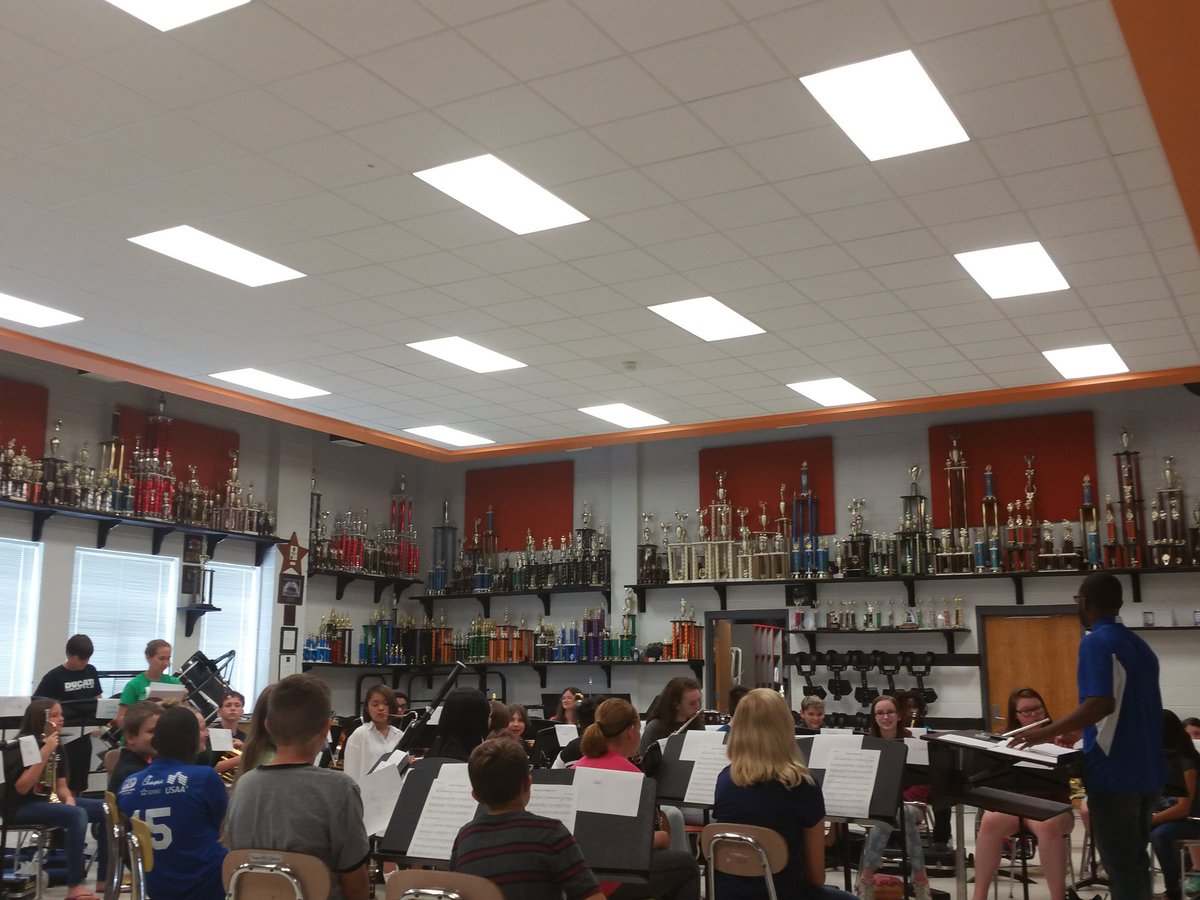 jennleigh74's tweet image. CCS Summer Band Camp at Southview High School. #CCSArtsEd