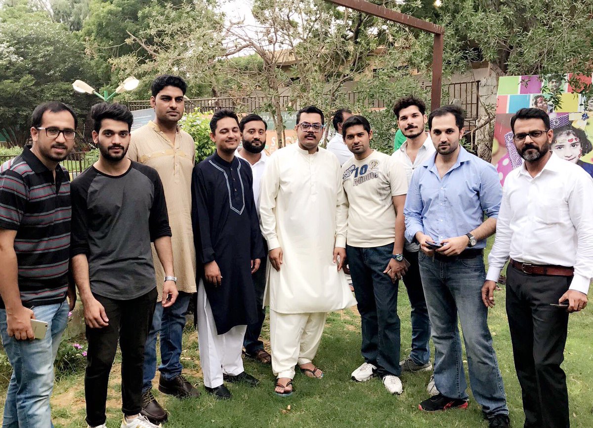 IamRraannaayy's tweet photo. Iftaar with special children at #Markazeumeed Karimabad #DoYouHaveTime ?? #DYHT #THOR #TheHouseOfRana #Rraannaayy https://t.co/p0ecuHhYKI