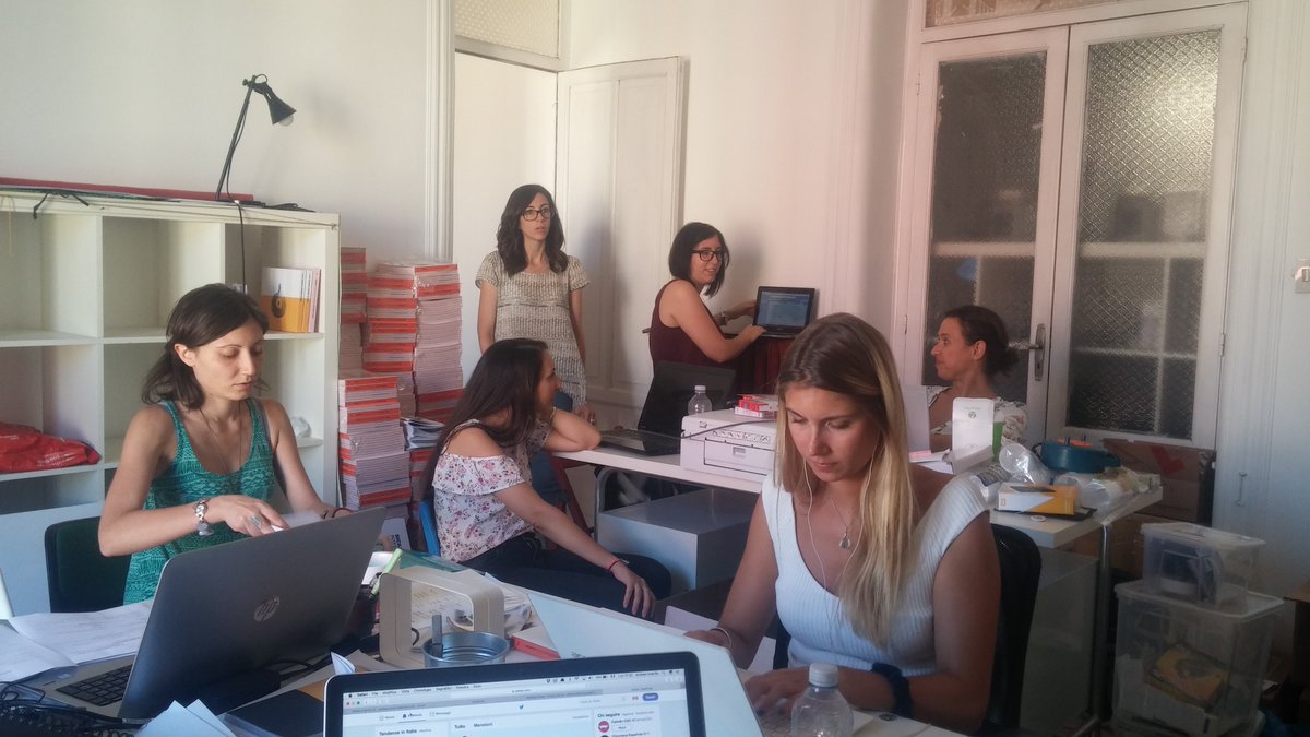 sudtitles's tweet photo. Prime riunioni per #ESCO2017 #escoalloscoperto #cinema #Palermo #Spasimo #sudtitles #esco torna il cinema estivo a Palermo! Keep in touch! https://t.co/LAHovEuONY