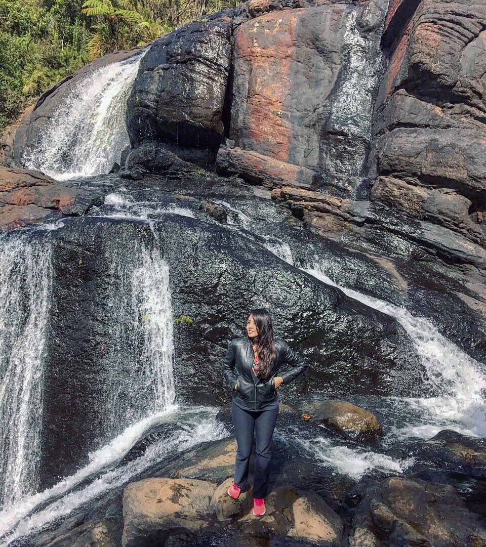 Kalpita88's tweet photo. This new year got me to Trek at the World's end Trek👟
#2017 #srilanka #newadventures #mountains #bakerfalls #eltloving #memories https://t.co/2wK4C9tf0N