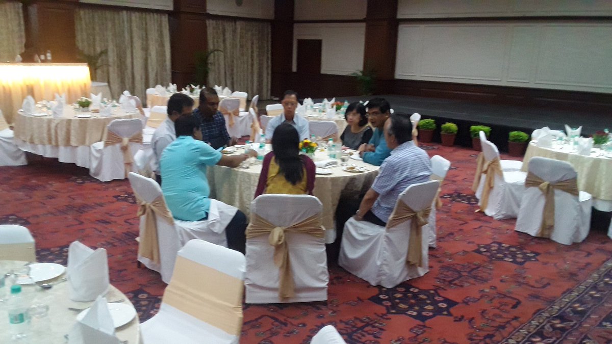MaP_Skills's tweet photo. #MPSSDM Welcomes ITEES Singapore & ADB Consultants dinner at Hotel Jehan Numa Palace #globalskillpark https://t.co/RzcJaNYUC0
