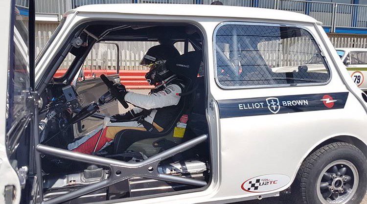 CorbeauSeatsUK's tweet photo. Great Shot Of Our Corbeau Revenge - Out On Track For Masters Historic at #Silverstone Last Weekend. #Historic #Motorsport #mini #CoastRacing https://t.co/QAbnJjBRvy