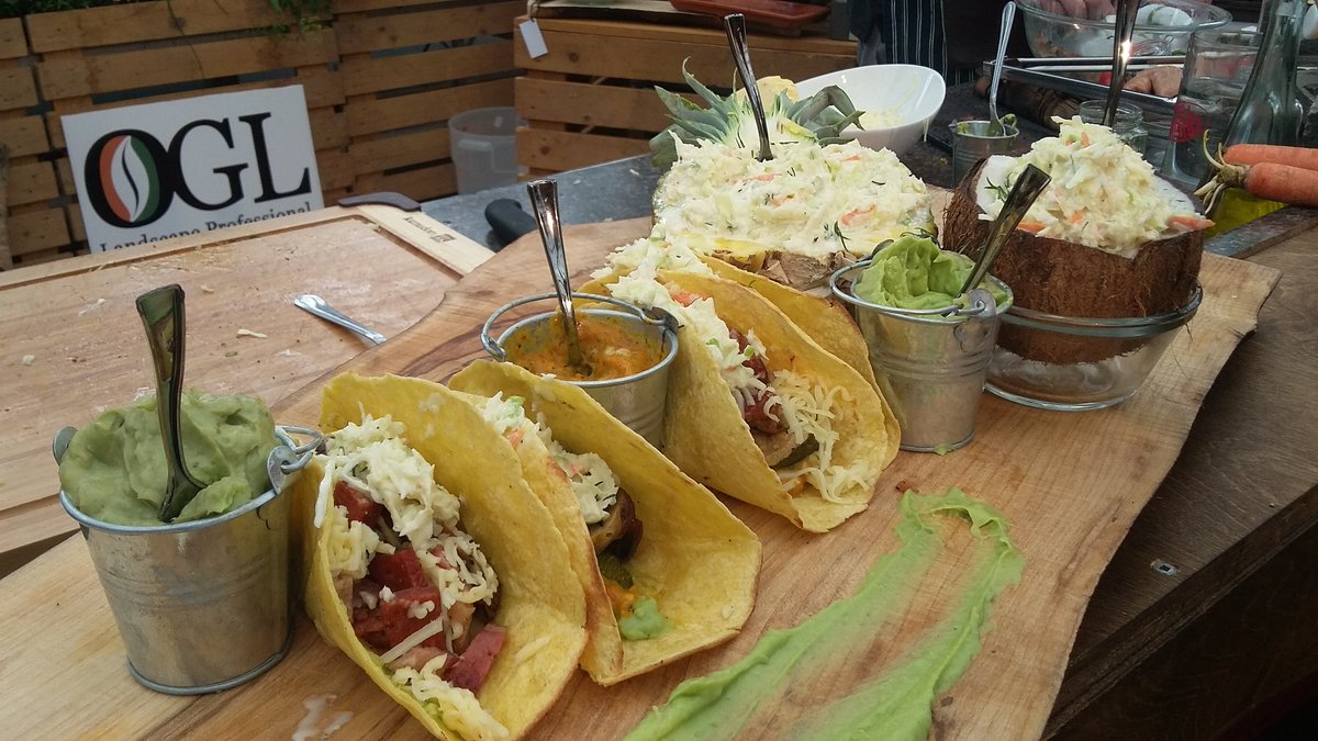 Sausage taco's anyone? Another episode  done <a href="/Grillworks1/">Grillworks</a> <a href="/PowellsNL/">PowellsNL</a> @EastlinkTVNL