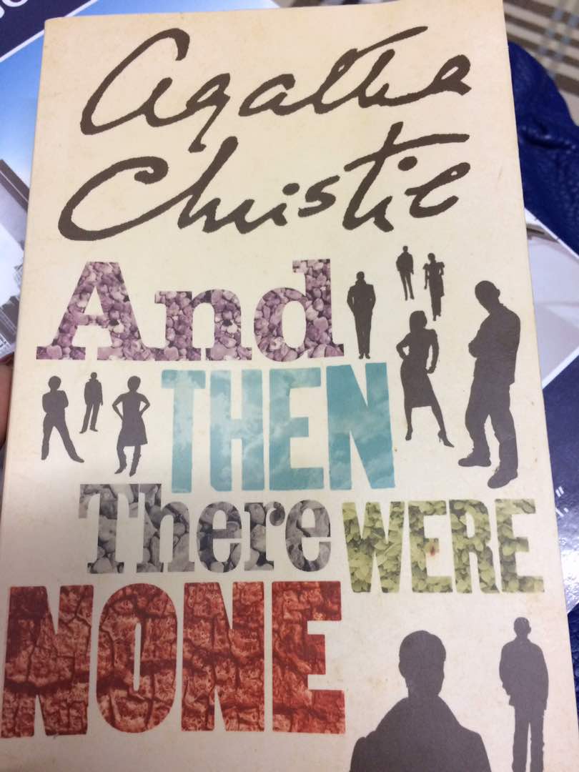 selfish_reader's tweet image. It's been decade since I tweeted. #BrunchBookChallenge @HTBrunch #14/36. It gave me chill at the end... Wow read it was. 🤗😇
