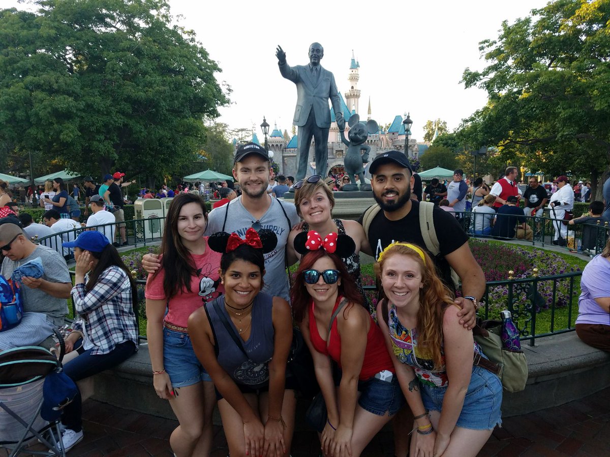 Can we go back to <a href="/Disneyland/">Disneyland Resort</a>?