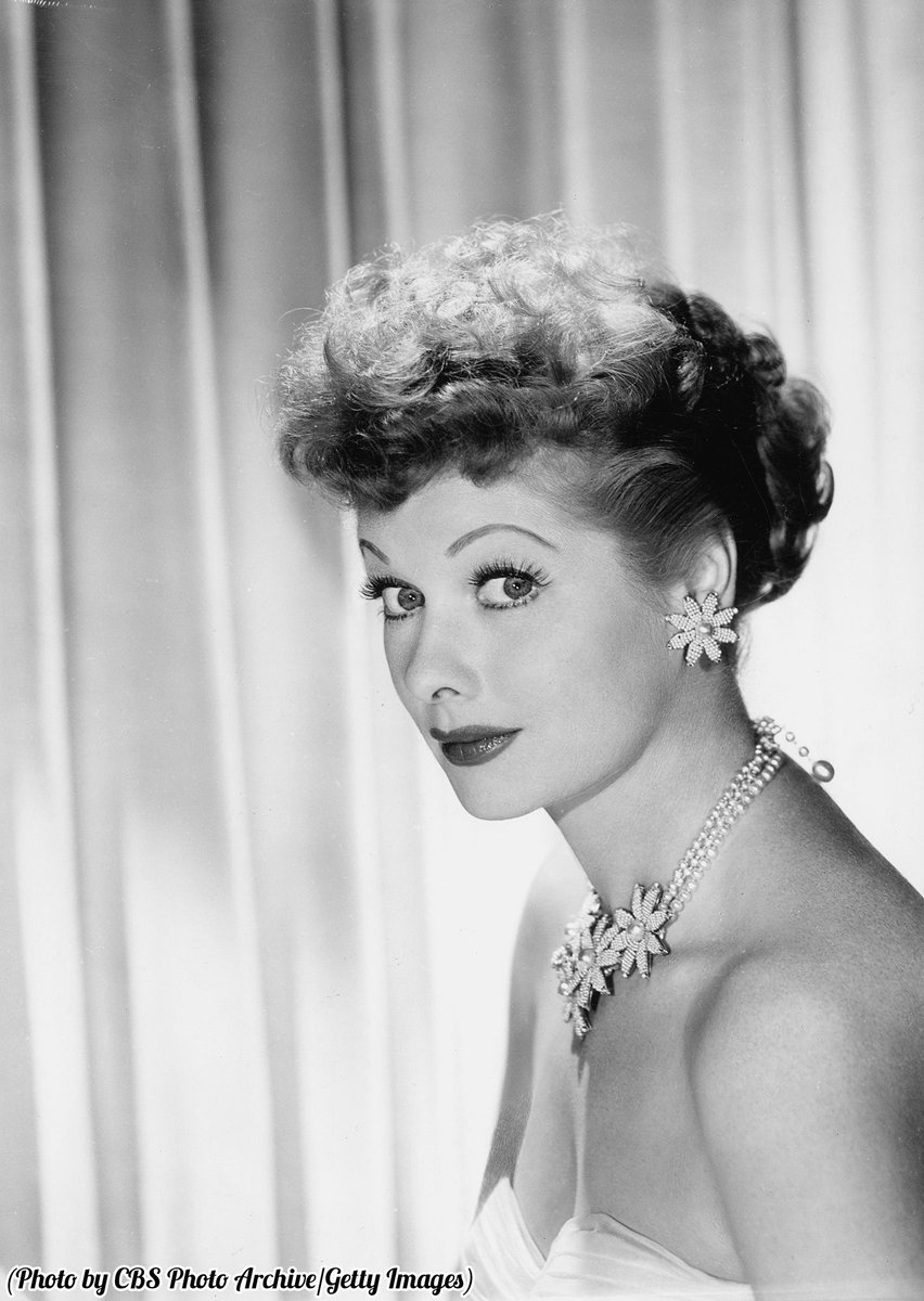 HistoryInPics's tweet photo. I'd rather regret the things I've done than regret the things I haven't done.” - Lucille Ball, 1947. https://t.co/HxwRZpoAcJ
