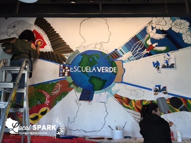 LeagueWIMunis's tweet photo. Milw's Escuela Verde came together to create a school mural. What do you want to do? #LocalSpark opens June 26! https://t.co/mrg2PSaaIm https://t.co/T7fFfVr7Sv