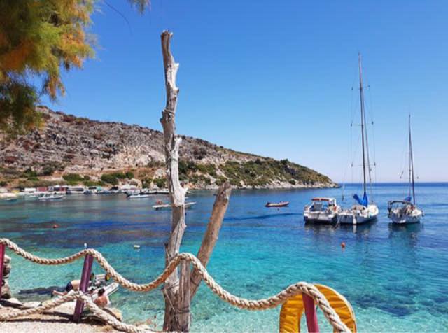 emerald_villas's tweet photo. Agios Nikolaos, #Volimes #Zante #Greece, #Zakynthos
For #relaxing #summer #holidays!!
#vacation #travel #explore https://t.co/CCSNnkJ4kW