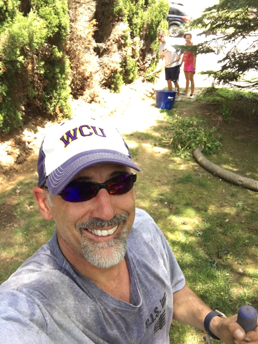 GaryChoban's tweet photo. #FathersDay ditch diggers. @achobes #posing and the head down worker @coltfedell #thanksneighbor https://t.co/l6X0BwRx2m