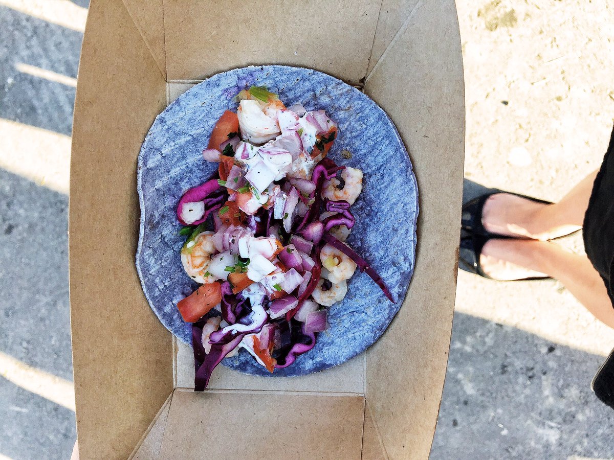 A little recap of one of my favourite taco from #TacoFestTO 📍<a href="/lanovelaTO/">La Novela Food Truck</a> || Sofrito Shrimp Taco 🌮 #foodie #tofoodie